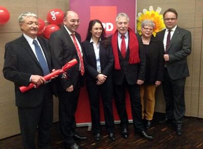 im Bild v. links D.Birkelbach, M. Schaub, Yasmin Fahimi, H.W. Eckhard, K. Kuhn, T. Gremmels