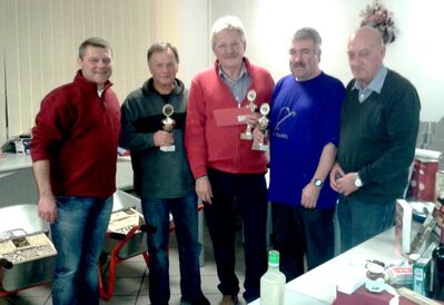 Gruppenbild mit Siegern: N. Thiele, W. Zechner, K. Gorrenz, R. Kipphen & W. Barbian (v.li.)