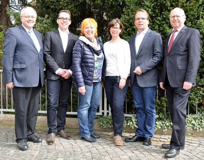 Erich Horbrügger (von links) Manuel Dietrich, Ulrike Gottschalck, Martina Werner, Timon Gremmels, Eberhard Bierschenk